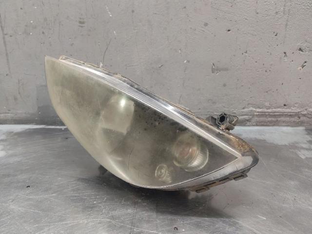 VAG 6L1941022A Faro derecho  en stock Terrassa