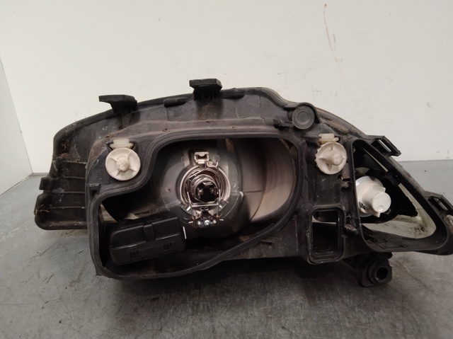 6L1941022A VAG Faro derecho comprar Madrid