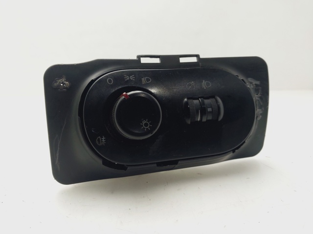 VAG 6L1941531AD Interruptor de luces en el tablero  disponible Lugo