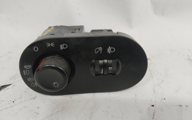 6L1941531AF Interruptor de luces en el tablero comprar Almería