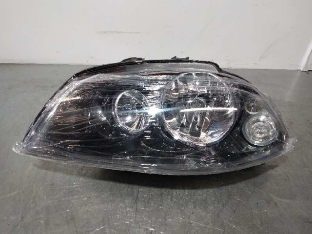 6L1941751M Faro izquierdo  disponible Málaga