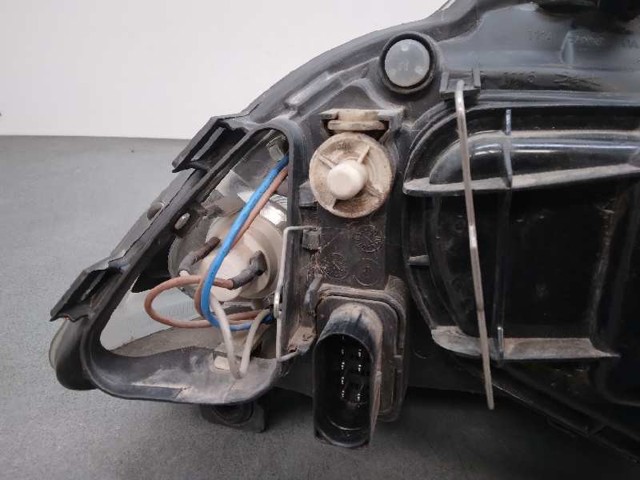 VAG 6L1941751M Faro izquierdo  comprar en Albacete