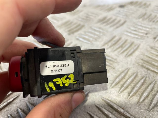 6L1953235A VAG Boton warning  en stock Gandía