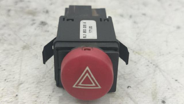 Boton warning para Seat Ibiza 6L1