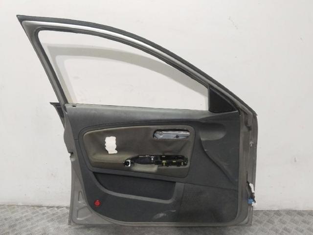 6L4831055S Puerta delantera izquierda  en stock Sabadell