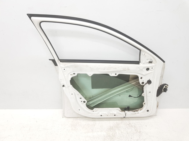 Puerta delantera izquierda Seat Ibiza 3 6L1
