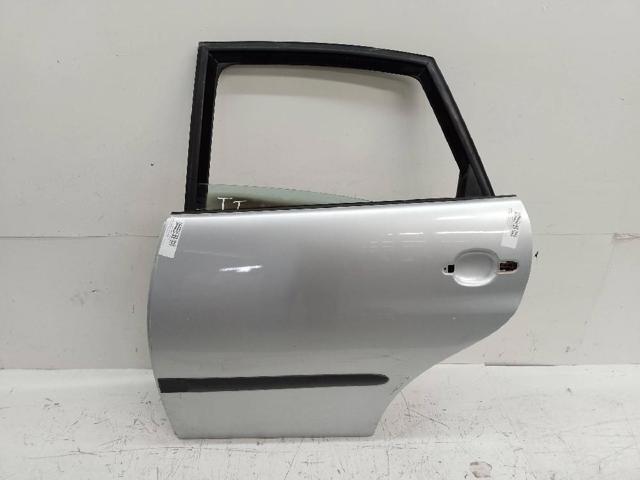 Puerta trasera izquierda Seat Ibiza III 6L1 segundo mano