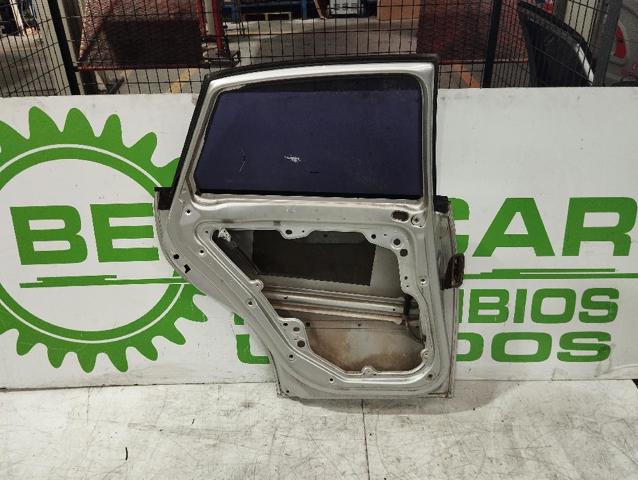 VAG 6L4833055T Puerta trasera izquierda  comprar en Ponferrada