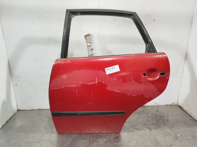 Comprar Puerta trasera izquierda Seat Ibiza III hatchback usado
