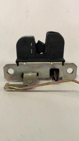 6L6827505A9B9 Cerradura de tapa de maletero  comprar en Pontevedra