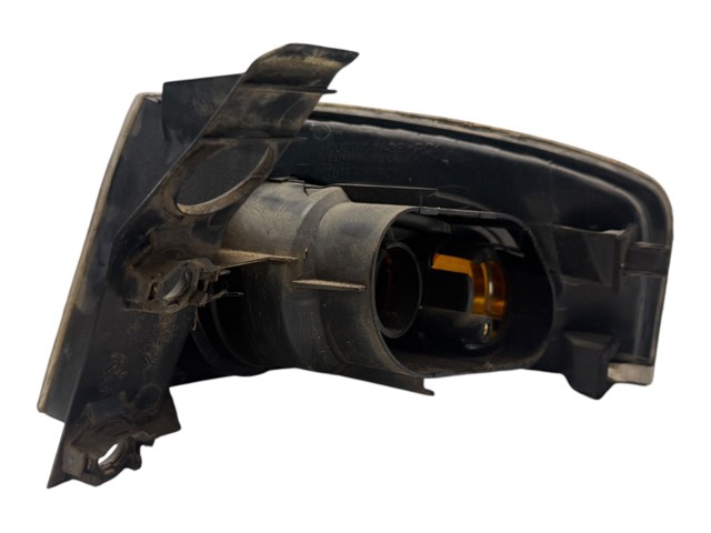 6L6945095A Piloto trasero exterior izquierdo  disponible Utrera
