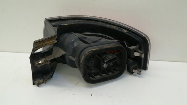 6L6945095A VAG Piloto trasero exterior izquierdo  disponible Vigo