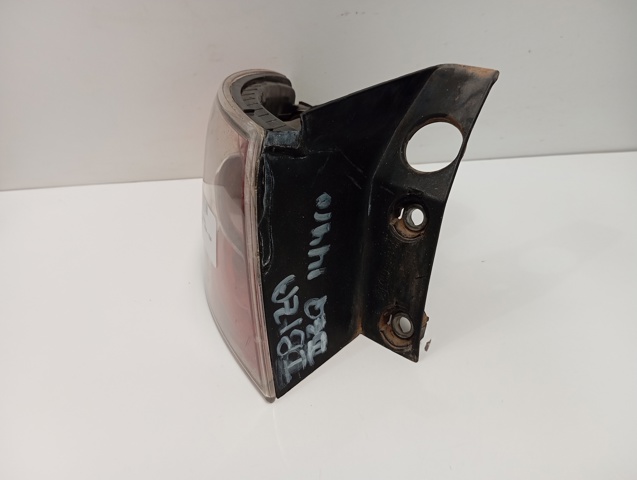 6L6945095A Piloto trasero exterior izquierdo  disponible Málaga