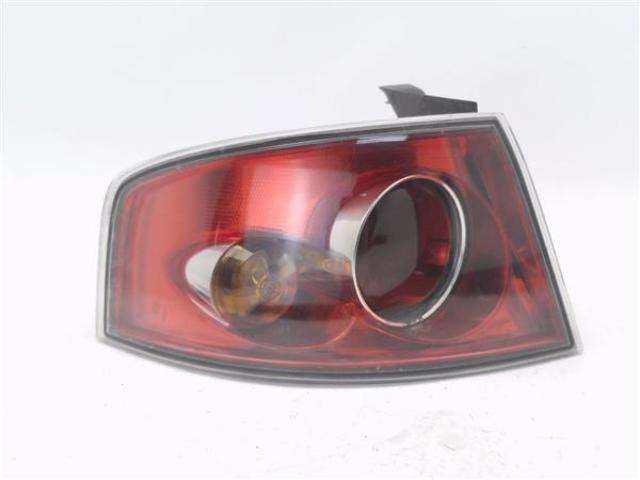 6L6945095C Piloto trasero exterior izquierdo  en stock Sabadell