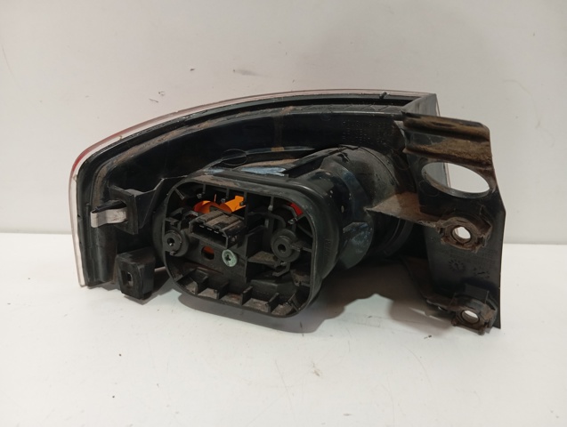 6L6945096 VAG Piloto trasero exterior derecho  comprar en Oviedo