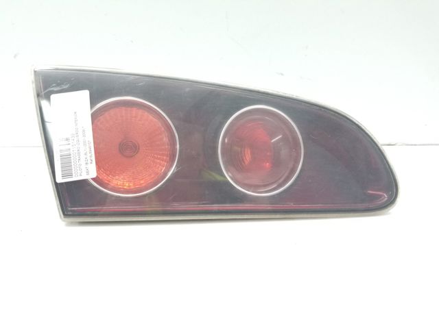 Piloto trasero interior izquierdo 6L6945107 VAG/Seat