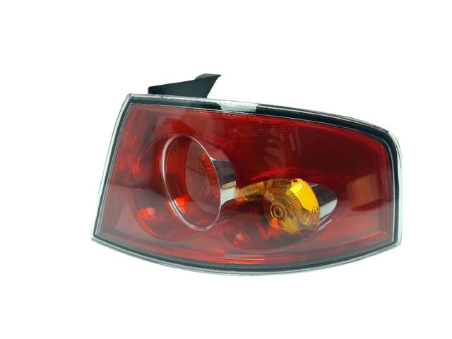 6L6945112 VAG Piloto trasero exterior derecho  comprar en Lleida