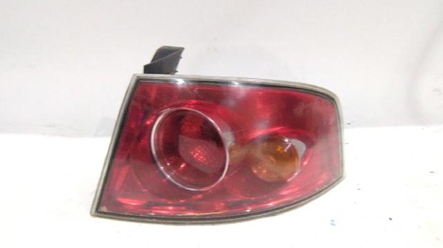 6L6945112B VAG Piloto trasero exterior derecho comprar Alcalá