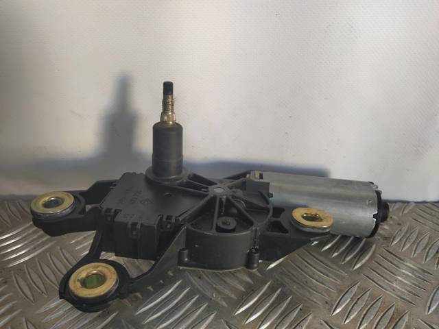 VAG 6L6955711 Motor del limpiaparabrisas trasero  disponible España