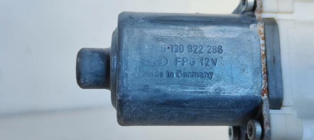 6M2114553B FORD Motor del elevalunas de la puerta delantera derecha  comprar en Oviedo