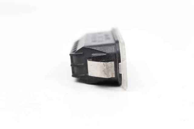 6M2A13550AC Luz de matrícula trasera  disponible Burgos