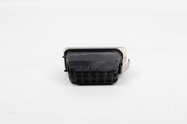 FORD 6M2A13550AC Luz de matrícula trasera  disponible Valladolid