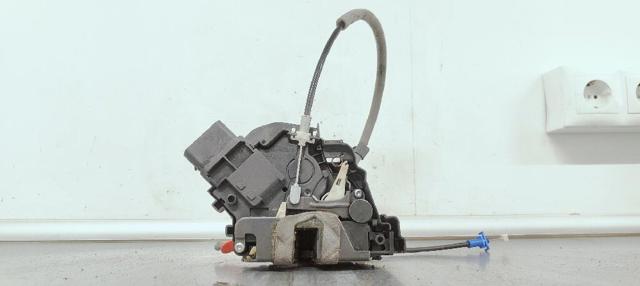 FORD 6M2AR21812AB Cerradura de puerta delantera derecha  en stock Salamanca