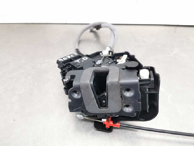 6M2AR26412BB Cerradura de la puerta trasera derecha comprar Girona