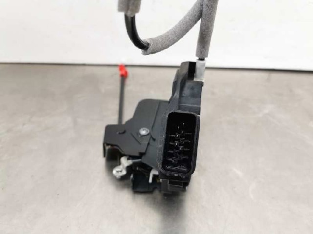 6M2AR26412BB Cerradura de la puerta trasera derecha comprar Girona