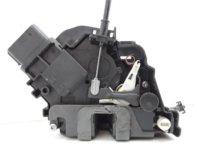 FORD 6M2AR26412BB Cerradura de la puerta trasera derecha  en stock Valencia