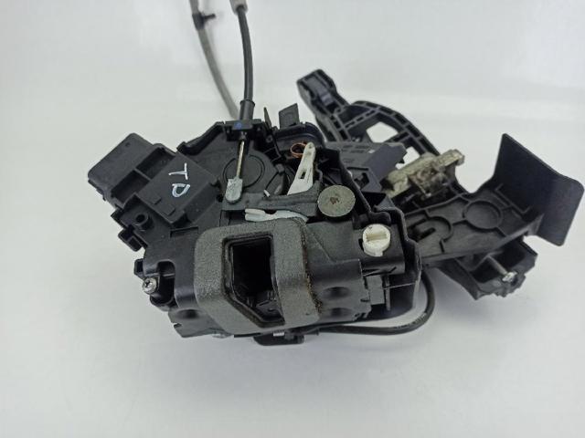 FORD 6M2AR26412BC Cerradura de la puerta trasera derecha  en stock Terrassa