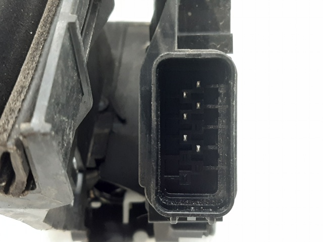 6M2AR26412BC Cerradura de la puerta trasera derecha  en stock Granada
