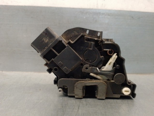 6M2AR26412BC FORD Cerradura de la puerta trasera derecha  disponible Alicante