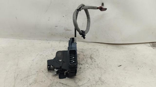 6M2AR26412BC Cerradura de la puerta trasera derecha comprar Almería