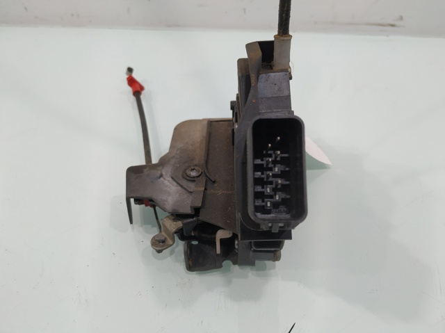 FORD 6M2AR26412BC Cerradura de la puerta trasera derecha  en stock Salamanca