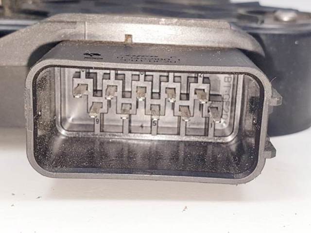 6M2AR26413EC FORD Cerradura de puerta trasera izquierda  disponible Vigo