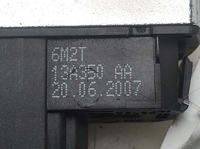 6M2T13A350AA FORD Boton warning  en stock Córdoba