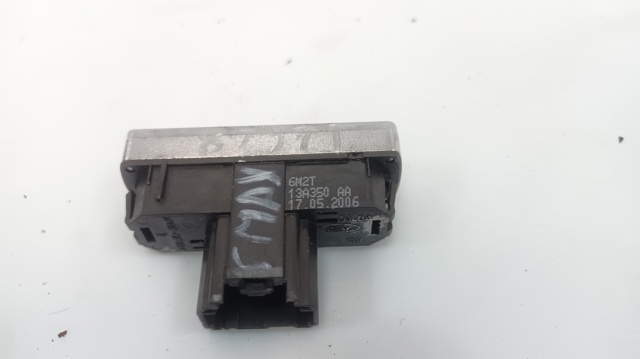 6M2T13A350AA FORD Boton de luz de emergencía  en stock Córdoba
