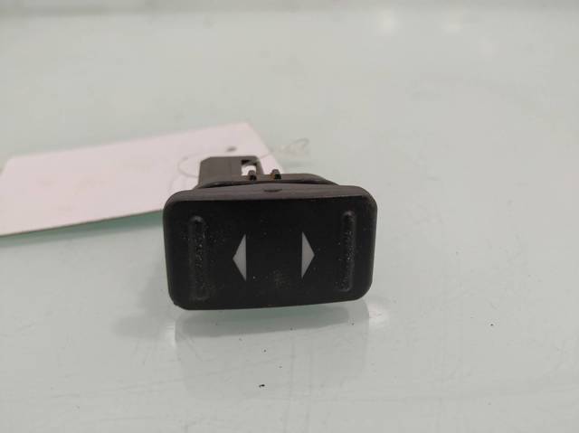 6M2T14529AD Botón de encendido del motor del elevalunas delantero derecho  disponible Málaga