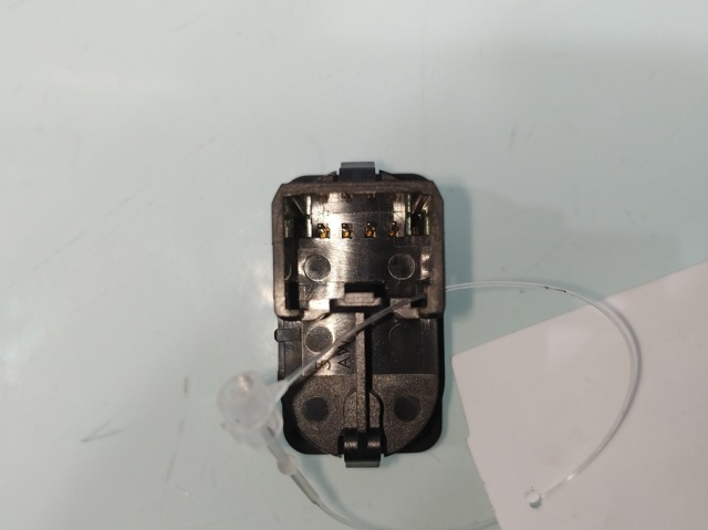FORD 6M2T14529AD Botón de elevalunas delantero derecho comprar Tarragona