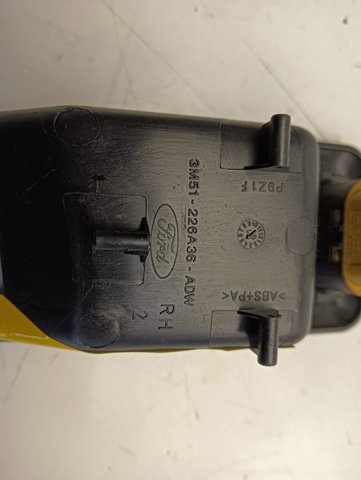 6M2T14529DA Botón de elevalunas delantero derecho  en stock Sabadell