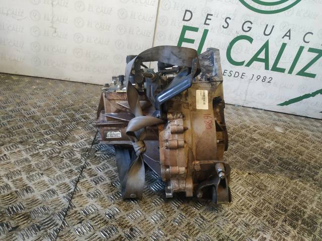 6M5R7002ZA Ford