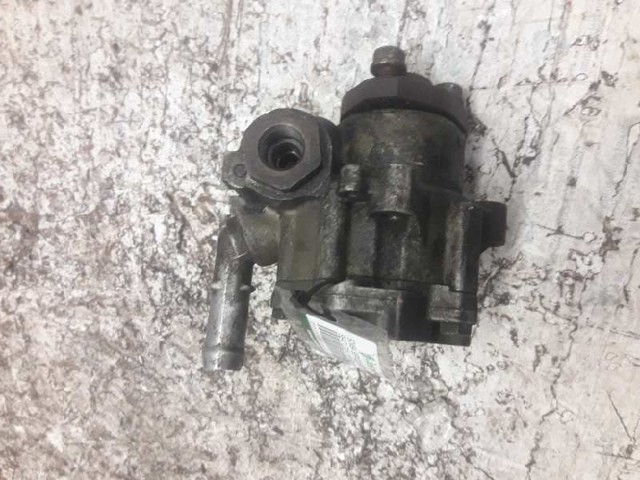 6N0145157 Bomba de dirección  en stock Sabadell