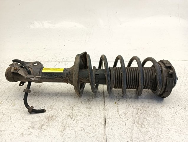 Soporte del amortiguador delantero 6N0412331 VAG