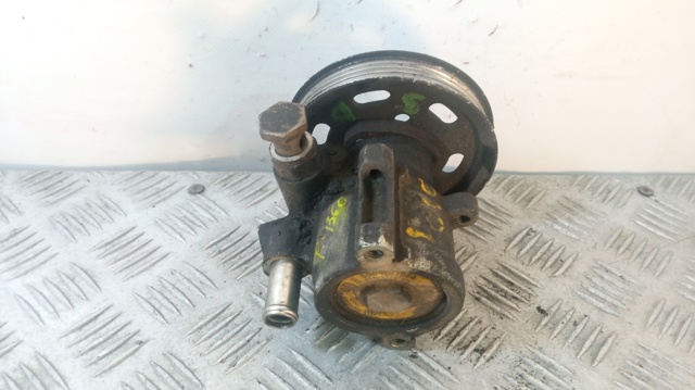 6N0422154A Bomba de dirección  en stock Sabadell
