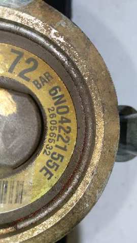 6N0422155E Bomba de dirección  en stock Sabadell