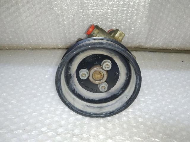 6N0422155E Bomba de dirección  en stock Castellón