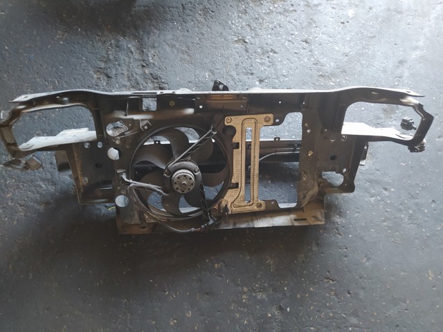 VAG 6N0805594 Panel de soporte del radiador y montaje de faros  comprar en Ponferrada