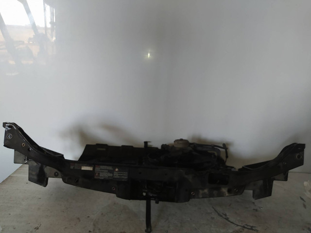 VAG 6N0805594 Panel de soporte del radiador y montaje de faros  comprar en Murcia