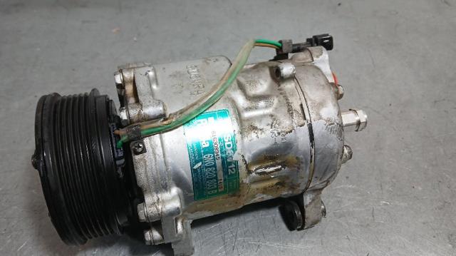 VAG 6N0820803B Compresor de aire acondicionado  disponible España